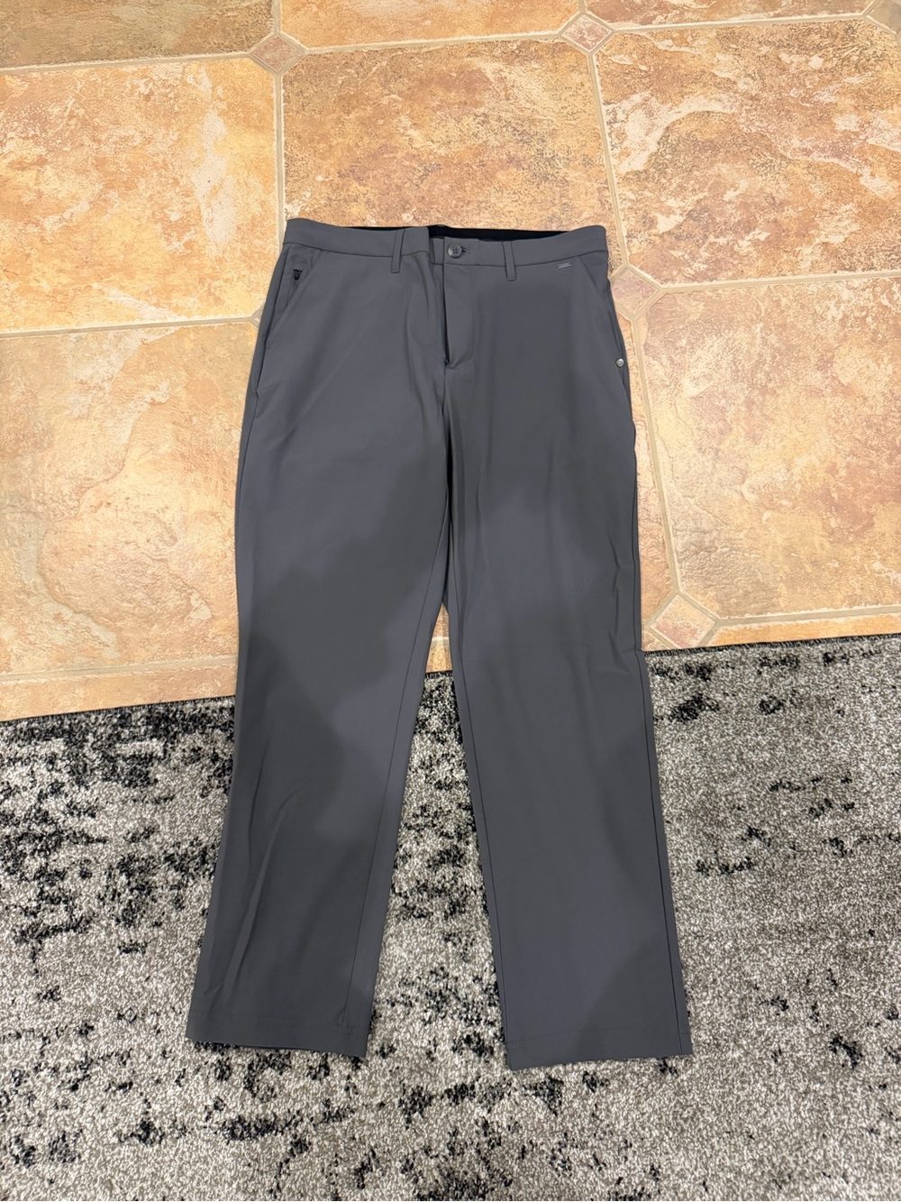 Men's Vuori Performance Pants - Charcoal Gray